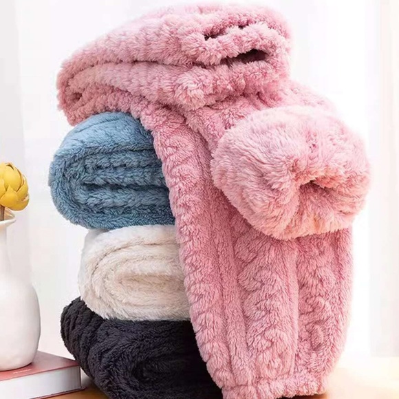 Cozy Teddy Long Sleeve Top Pants Pajamas Set - Picture 7 of 11